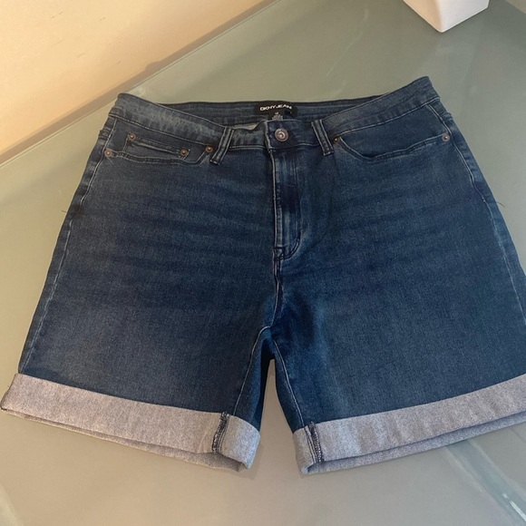 Dkny Pants - DKNY Dark Wash Denim Jean Shorts With stretch size 14